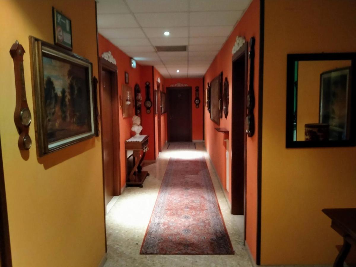 Santa Croce sullʼ Arno Hotel San Carlo מראה חיצוני תמונה
