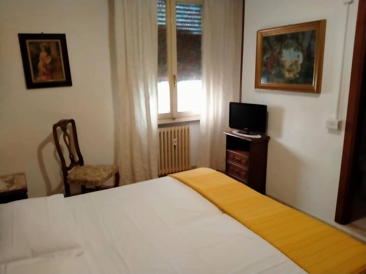 Santa Croce sullʼ Arno Hotel San Carlo מראה חיצוני תמונה