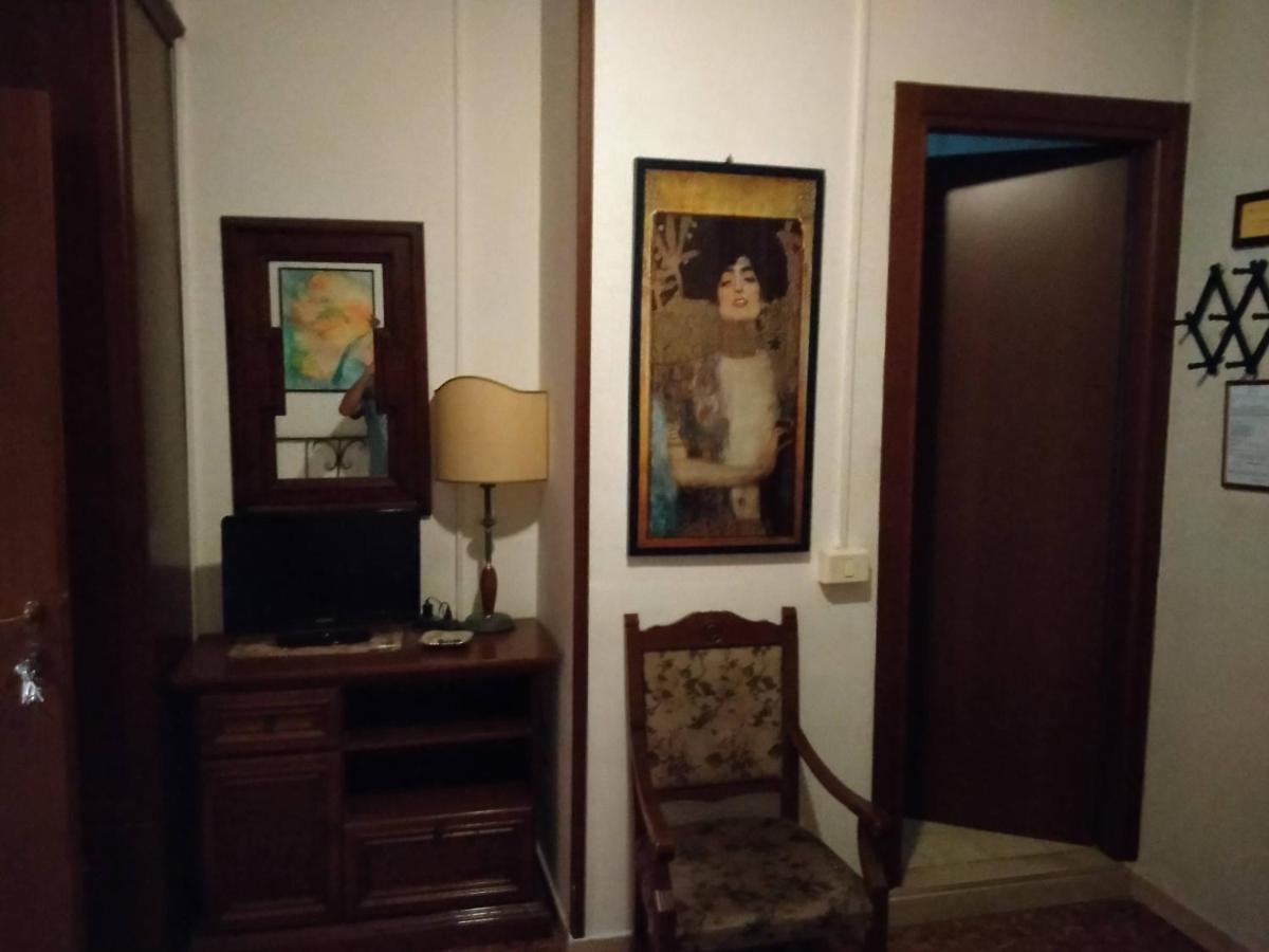 Santa Croce sullʼ Arno Hotel San Carlo מראה חיצוני תמונה